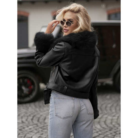 Moteriška odinė juodos spalvos striukė su kailiuku Elen Moteriškos striukės