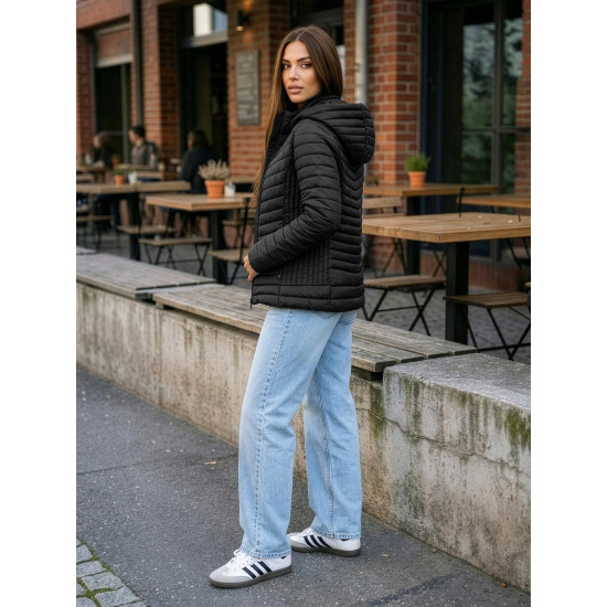 Moteriška juodos spalvos striukė Marsi Moteriškos striukės