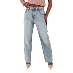 Moteriški šviesiai mėlyni džinsai Diamont