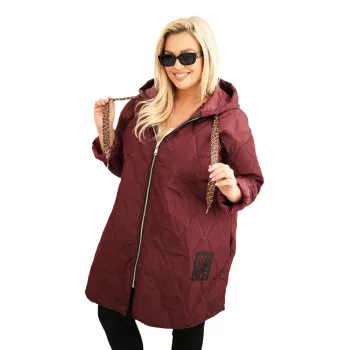 Moteriška bordo spalvos striukė Hope