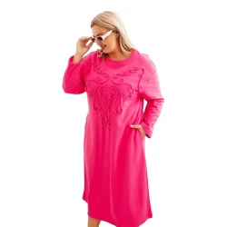 Moteriška rožinė suknelė su siuvinėjimais Lindi