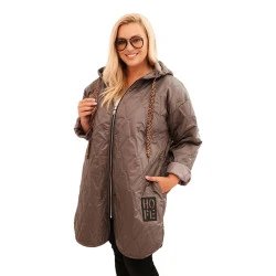 Moteriška rusvos spalvos striukė Hope