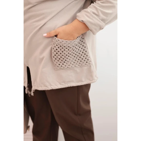 Moteriškas rusvas megztinis su gobtuvu Alba Moteriški megztiniai