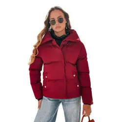 Moteriška žiemeinė bordo spalvos striukė Lari