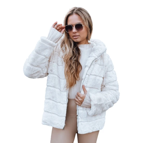 Moteriškas rusvas kailinis švarkas Santa Moteriškos striukės