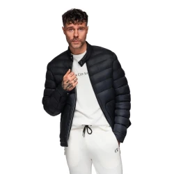 Vyriška juodos spalvos striukė Garin