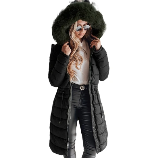 Moteriška juoda žieminė striukė Trend