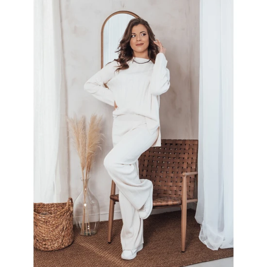 Baltas moteriškas komplektas Stevil Sportiniai kostiumai