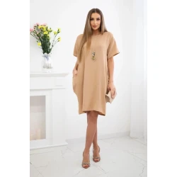 Rudos spalvos suknelė su kišenėmis ir pakabuku Deli