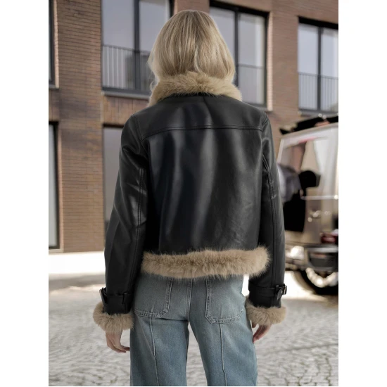 Moteriška juoda odinė striukė su kailiu Bali Moteriškos striukės