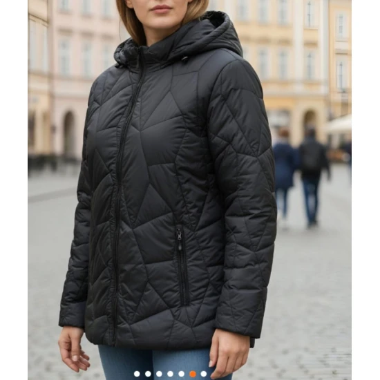 Juoda dygsniuota striukė Jen Moteriškos striukės