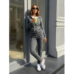 Moteriškas tamsiai pilkas komplektas Lietuva