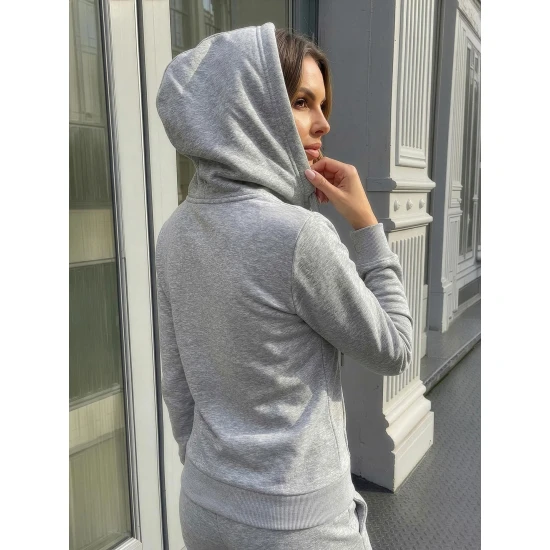 Moteriškas pilkas komplektas Lietuva Moteriški komplektai