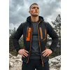 Juoda vyriška striukė su oranžinėmis detalėmis Ero Vyriškos Striukės ir Paltai