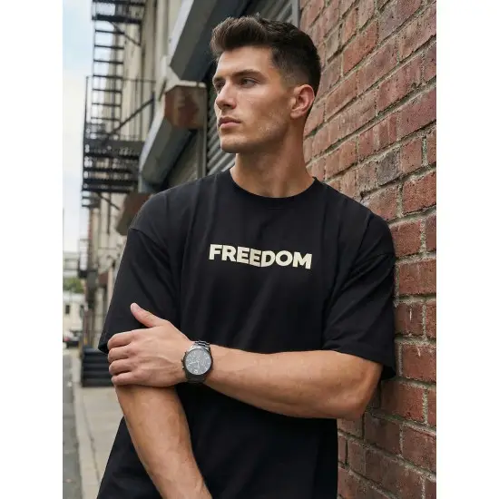 Vyriški juodi marškinėliai Freedom Marškinėliai su užrašais