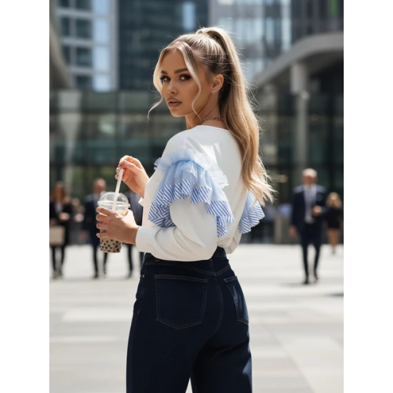 Moteriškas baltas džemperis Fancy Džemperiai be gobtuvo