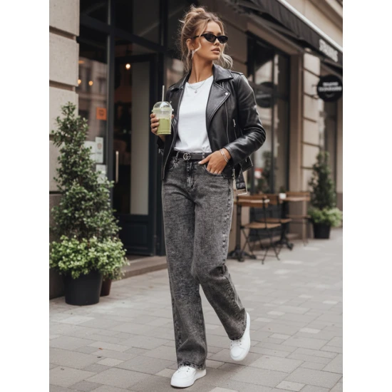 Moteriški plačių klešnių juodi džinsai Adel Džinsai ir Kelnės