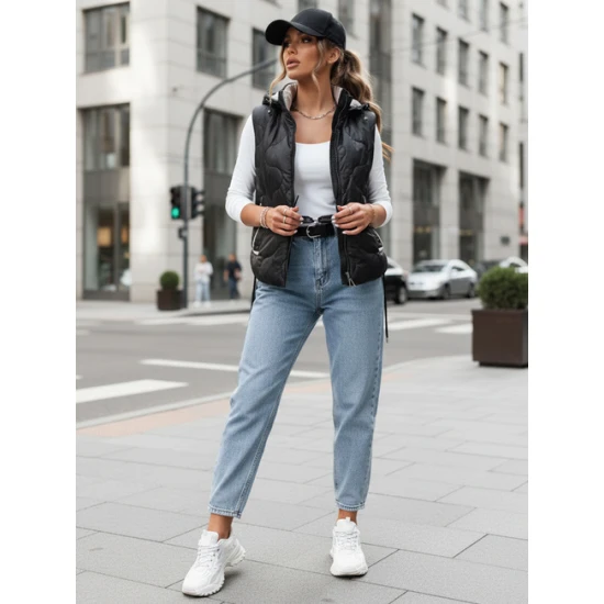 Moteriška juoda liemenė su gobtuvu Teros Moteriškos liemenės