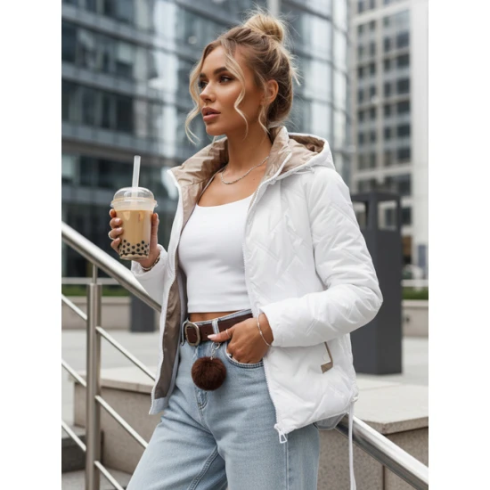 Moteriška dygsniuota balta striukė Moli Moteriškos striukės