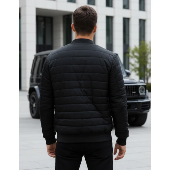 Vyriška dygsniuota juoda striukė Minti JS/MY02Z