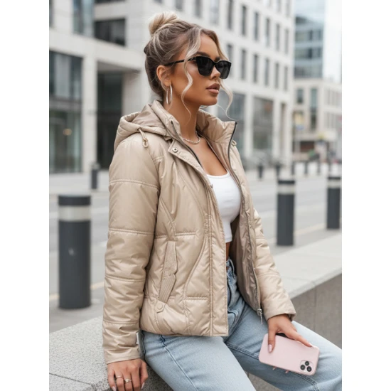 Moteriška rusva striukė Marisa Moteriškos striukės