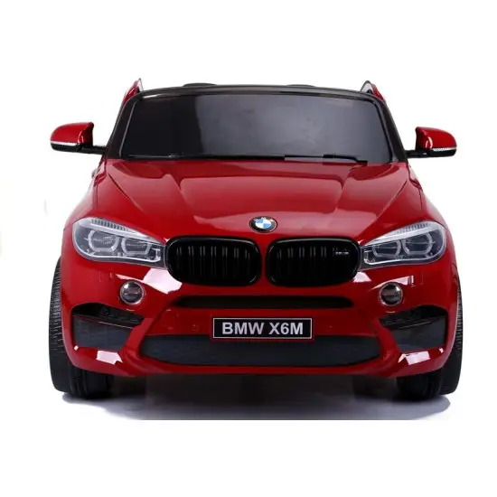 Raudonas BMW X6M akumuliatorinis automobilis Automobiliai