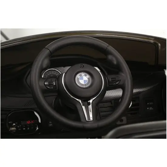 BMW X6 raudonas elektrinis automobilis Automobiliai