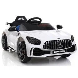 Mercedes GTR elektrinis baltas automobilis