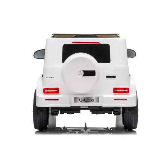 Akumuliatorinis baltas automobilis Mercedes G500
