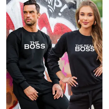Juodas megztinis RealBoos baltos raidės