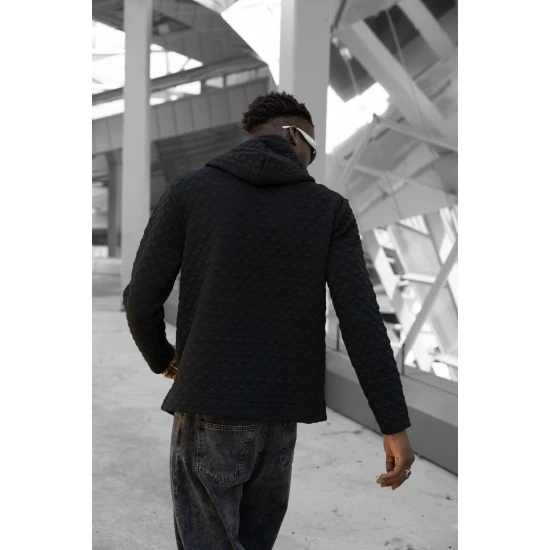 Juodas megztinis su gobtuvu Rombas PK3028