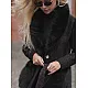 Moteriškas juodos spalvos paltas su kailiuku Korin Moteriškos striukės