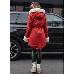 Raudona moteriška striukė Moly