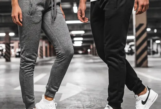 Kelnių mada 2026: kokias kelnes rinktis rudenį vyrams ir moterims