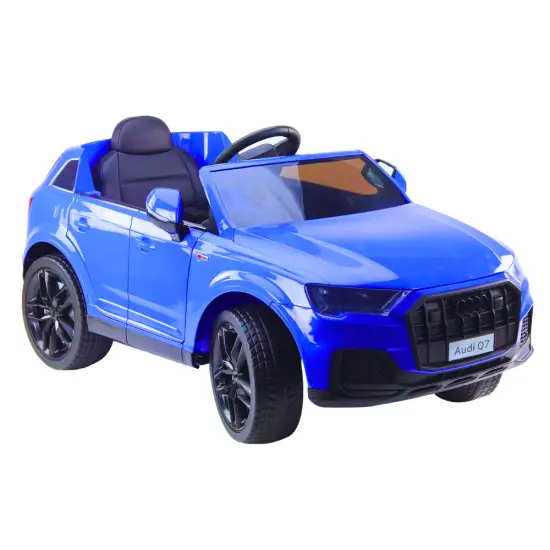 Audi Q7 mėlynas elektrinis automobilis