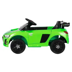 Žalias akumuliatorinis automobilis