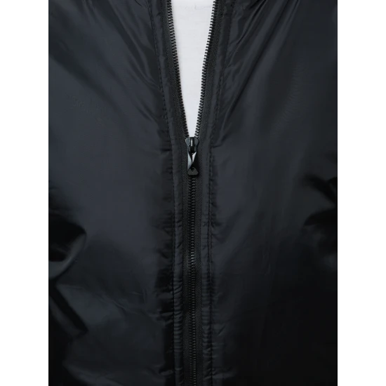 Vyriška juodos spalvos striukė 